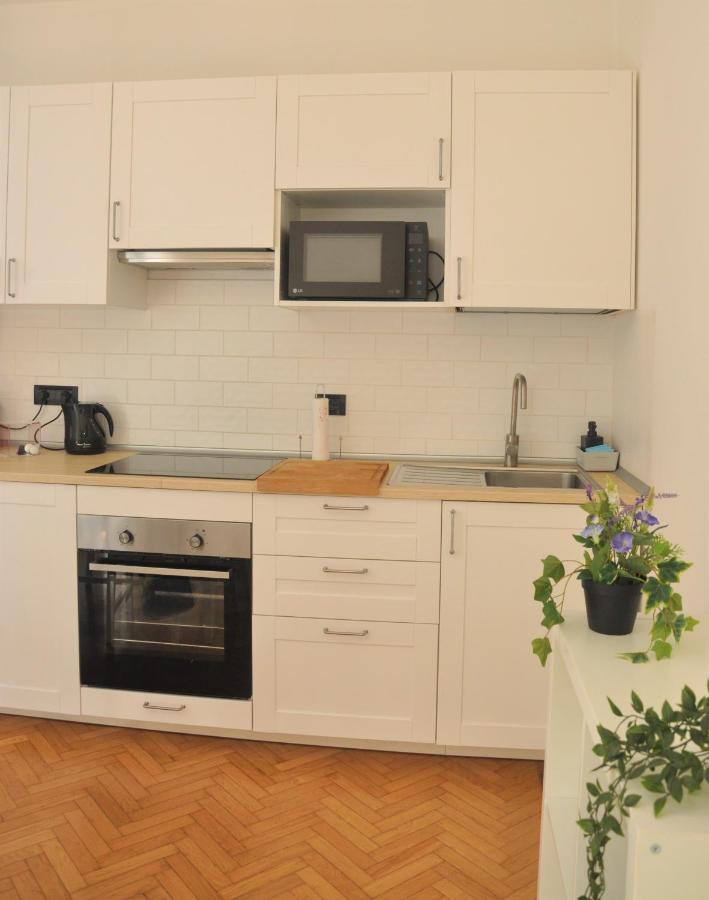 Verdi Appartment Modène Extérieur photo