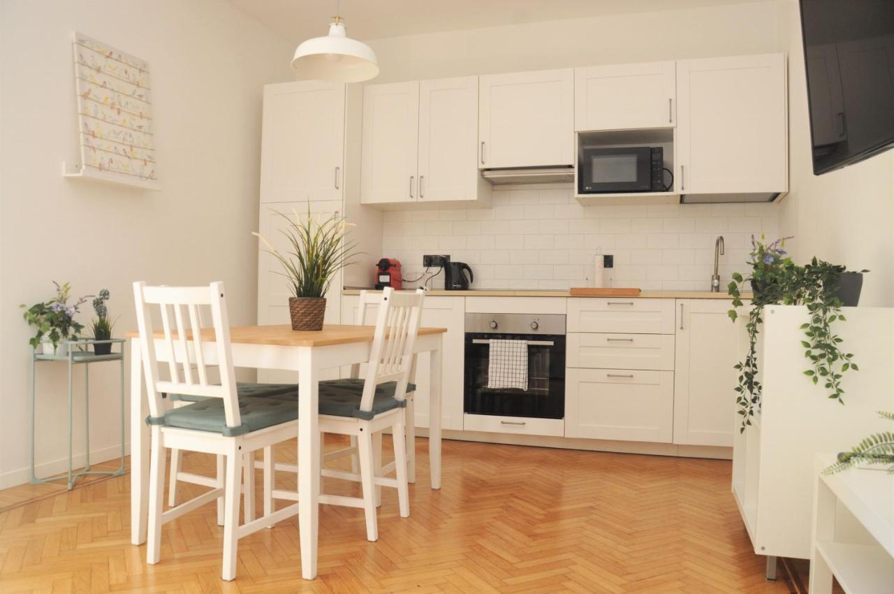 Verdi Appartment Modène Extérieur photo