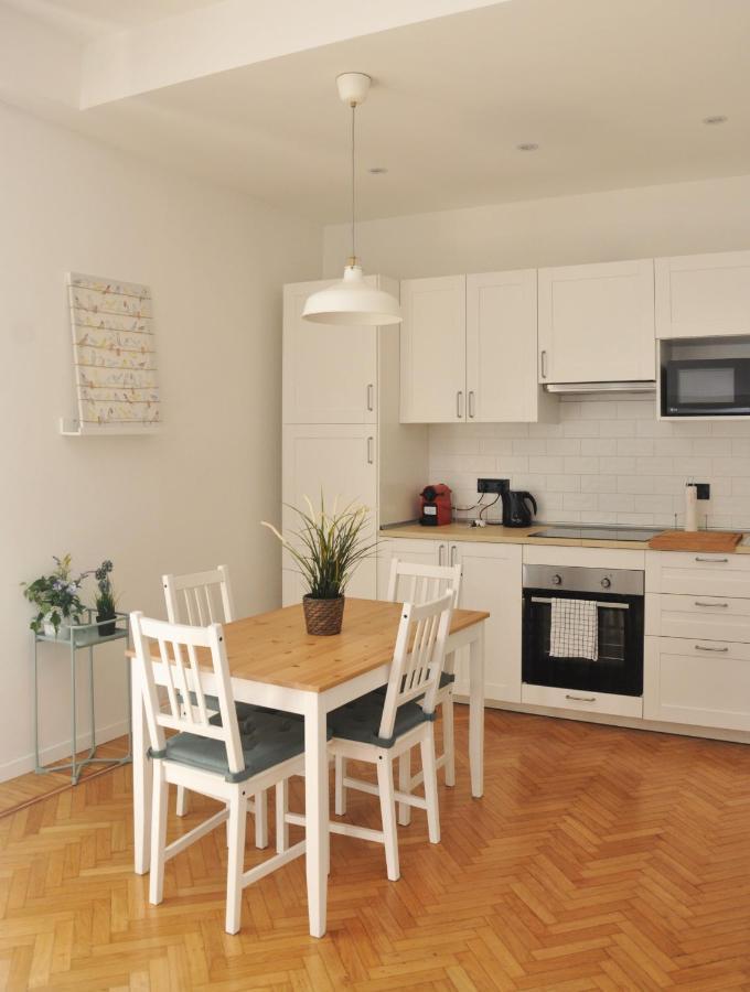 Verdi Appartment Modène Extérieur photo